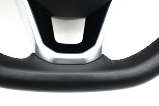 Volkswagen MK8 All Touch Steering - Image 5