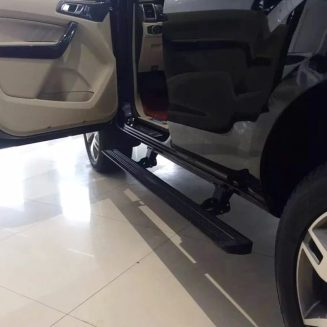 2016-21 Ford Endeavour Electric Side Steps - Image 4